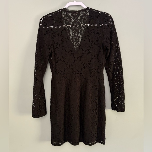 WAYF Black Lace Long Sleeve Deep V Floral Lace Mini Dress Size S - Picture 11 of 16